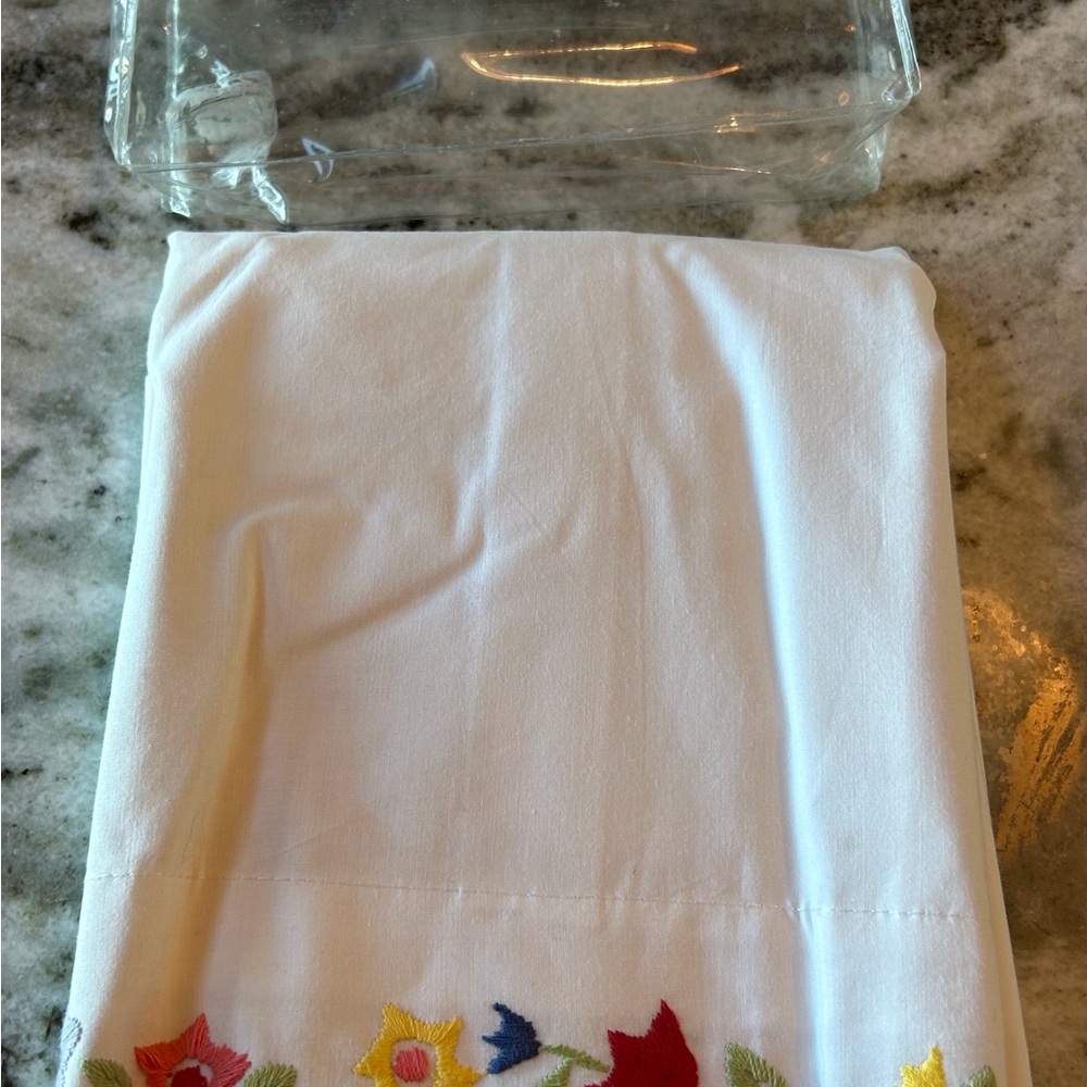 Pottery Barn White standard Pillow Sham